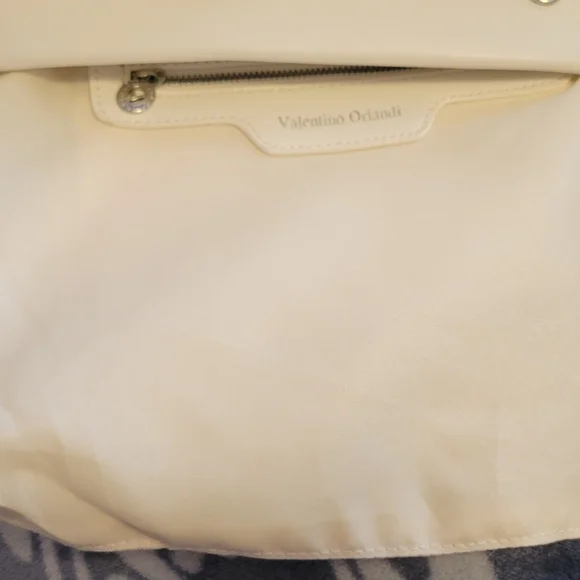 Valentino Orlandi NWT White  Crossbody Bag with Logo and Coin Purse. 10x8.5x3 - Picture 4 of 4